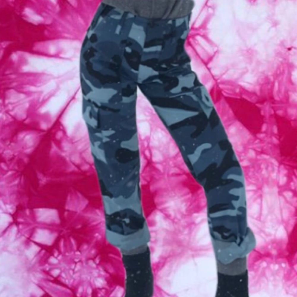 Urban Outfitter blue camo pants